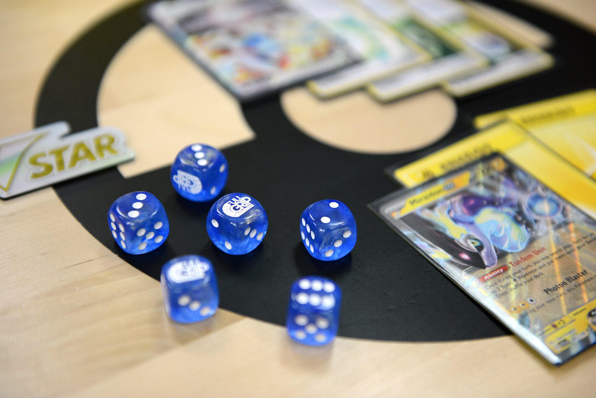 Full Grip Games Dice - 4 Pack (Blue)